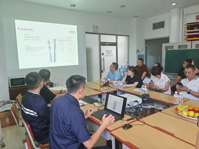 調研先行，技術賦能 香坊區住建局扎實推進老舊電梯更新改造惠民工程